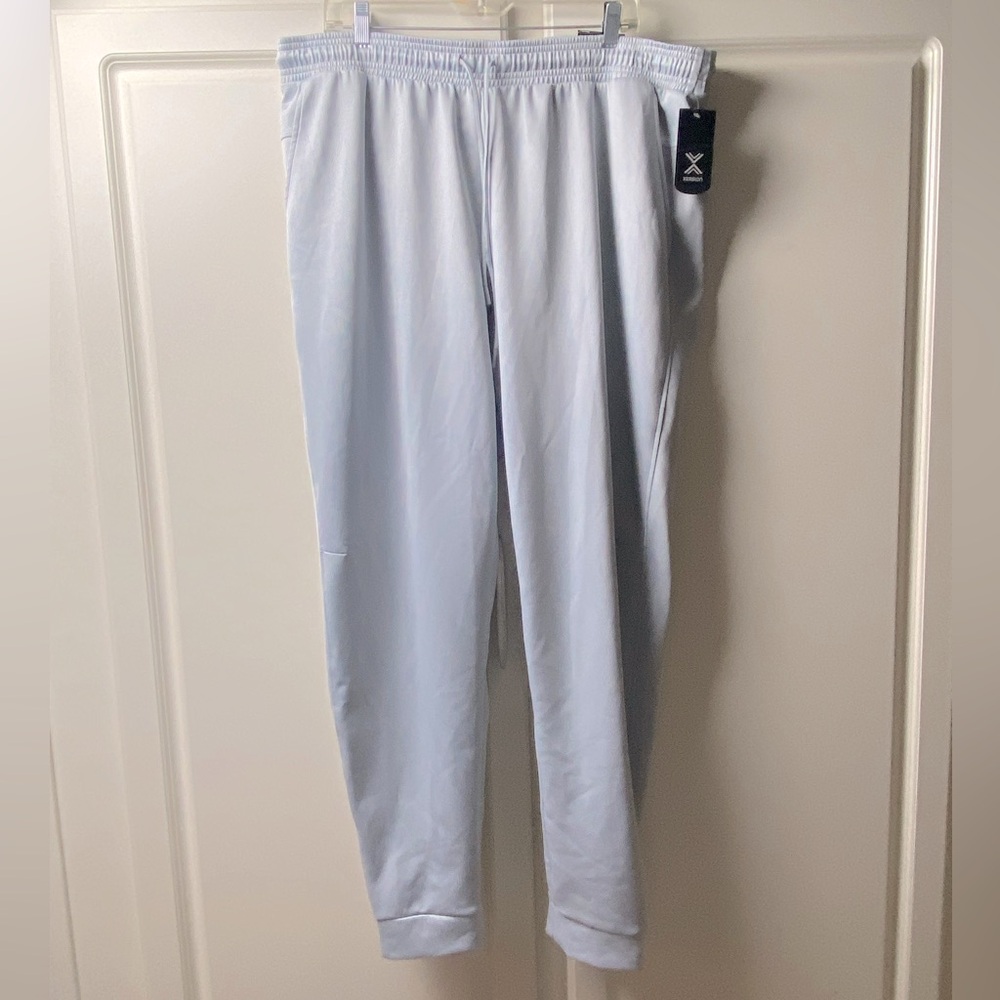 Xersion,2XLT,Men’s joggers,studio, quick dry,color:pearl silver,NWT, regular fit